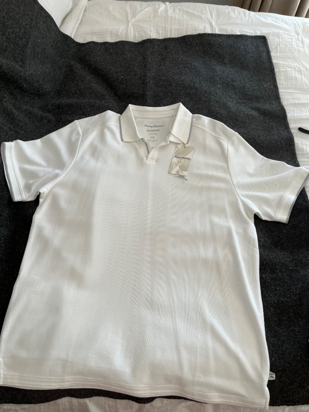 Tommy Bahama - Picture 2 of 3